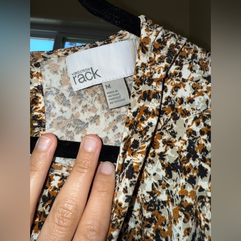 Nordstrom Rack Floral Top - Picture 3 of 5